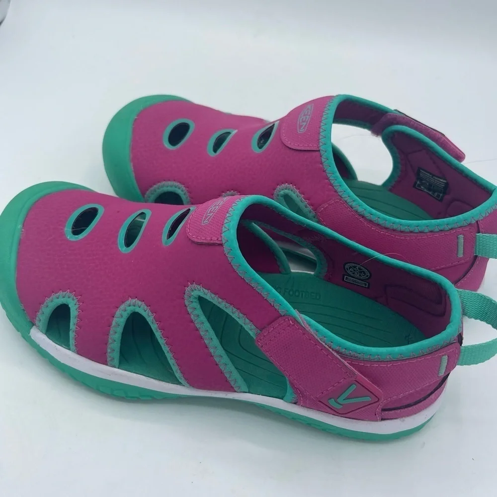 Keen Kid's Stingray Pink Aqua Slip On Water Shoes Size 4 Sandals Hook/loop